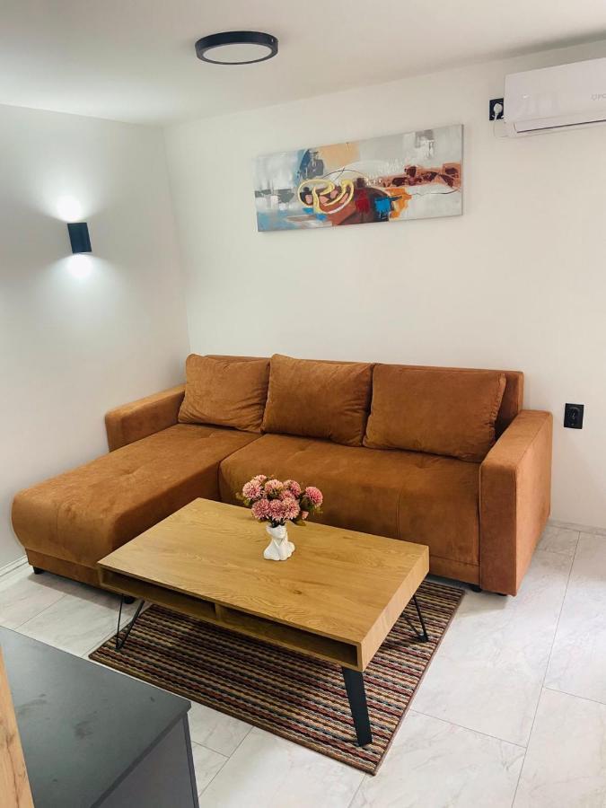 Urban Chic Studio Nis Ngoại thất bức ảnh