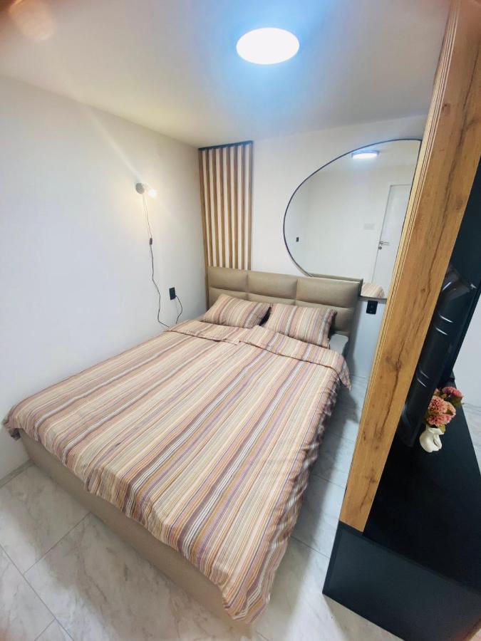 Urban Chic Studio Nis Ngoại thất bức ảnh